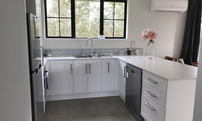 Karapiro Cabaña | Brand New Cottage Close to Lake Karapiro