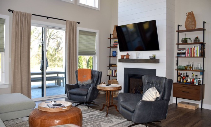 Lewes Villa | Brand New Duplex on Bike Trail