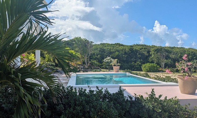 Gregory Town Casa | Brand New Estate w/2-Ocean Views, 1 Mile to Surfer's Beach. NEW POOL!