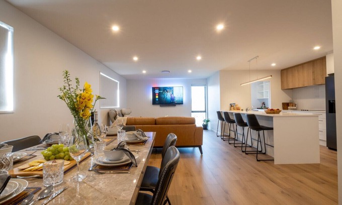 Prebbleton Casa | Brand New | Games Room | Walking distance to shops