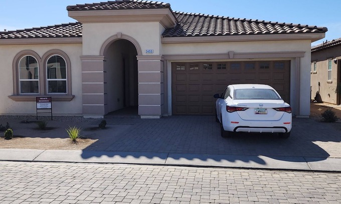 Palm Desert Casa | Brand new home in the middle of Palm Desert! Close to everything! South facing.