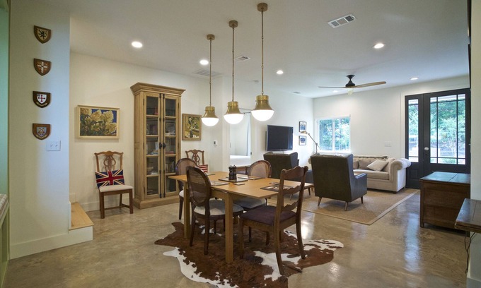 Austin Casa | Brand New House in Central Austin