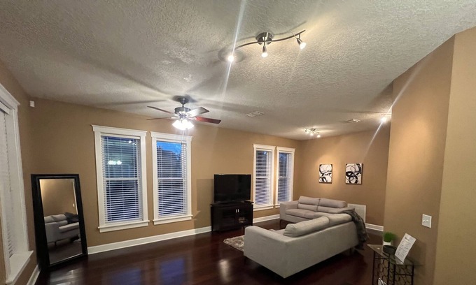 Ybor City Casa | Brand New Listing