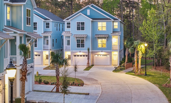 Palmetto Dunes Casa | Brand New LUX Townhome-Mins to Beaches, Game Room!