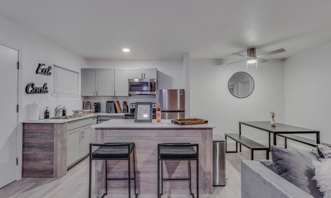 Fairbanks Apartamento | Brand New Luxury Apt! Heart of Montrose- Downtown HTX