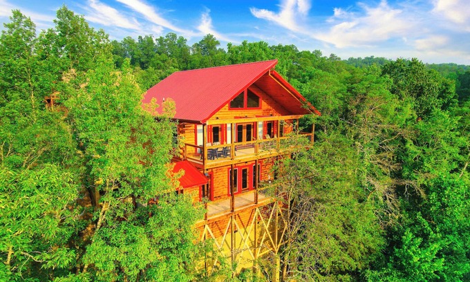 Sevierville Cabina | Brand New Luxury Cabin/Hot tub/Game Rm/Pool table