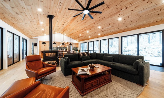 Davis Cabina | Brand new, luxury cabin in the mountains