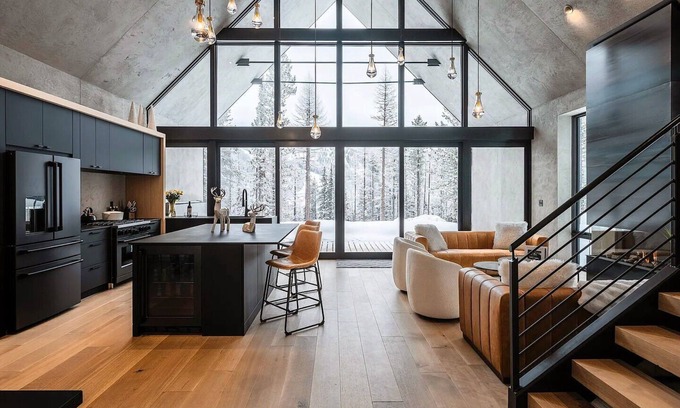 Whitefish Casa | Brand New Luxury Home | Ski In / Ski Out | 5 Bedroom | Sleeps 12 | Private Hot Tub