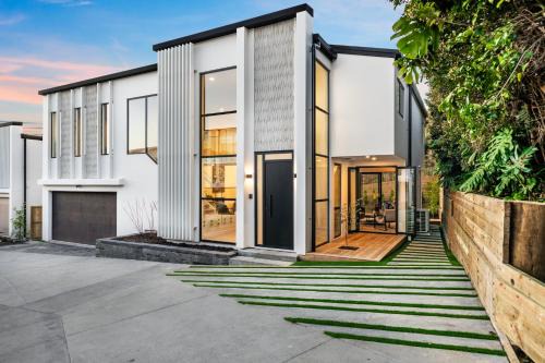 Remuera Casa | Brand-new Luxury in Remuera