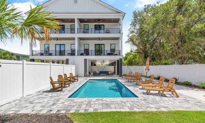 Long Bay Estates Casa | Brand New Luxury Beach House w/ Private Pool