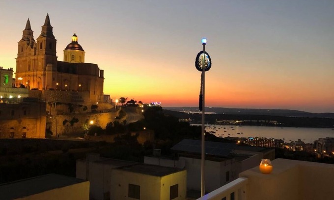 Mellieħa Heights Apartamento | Nuevo departamento de Mellieha con vista al mar y estacionamiento en el lugar