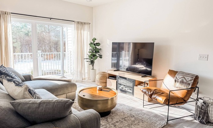 Rehoboth Beach Condominio | Brand New, Modern 2 bed/2 bath Condo in Lewes!