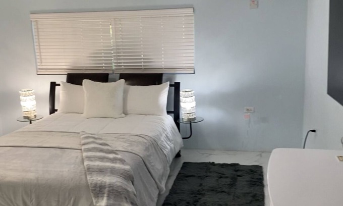 Oracabessa Apartamento | Brand new modern apartment 5 min from beach