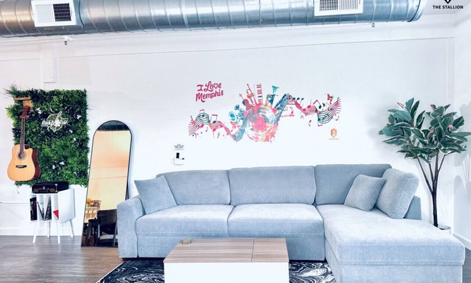 Downtown Memphis Apartamento | BRAND NEW Modern Spacious Loft in Downtown with free parking