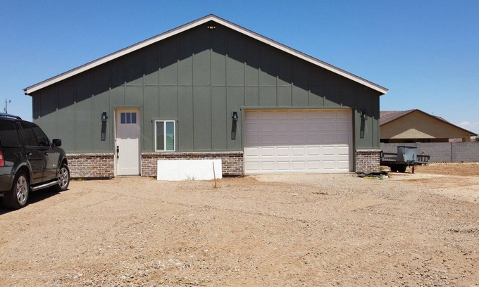 Surprise Casa | BRAND NEW PRIVATE CLEAN Casita in Waddell country living next to city life