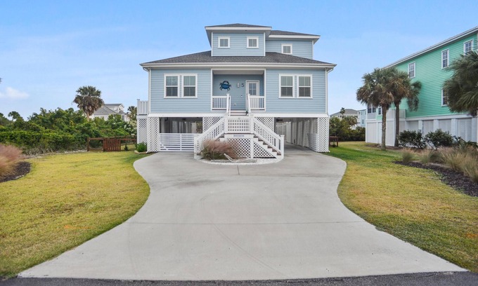Beachwalk Casa | Brand New to Rental Market, Newly Furnished and Pet Friendly!