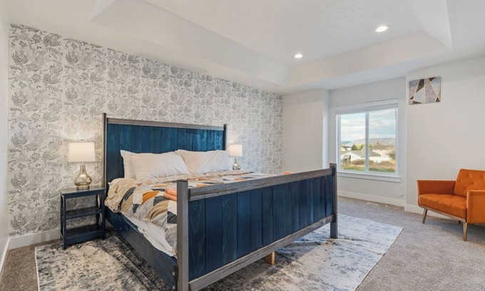 Garden City Apartamento | Brando Villa | Modern 5BR Near Bear Lake Marina