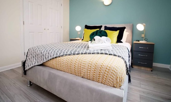 Bristol Floating Harbour Apartamento | Brandon Hill Villa by Mia Living (2 bedroom apartment with private terrace)