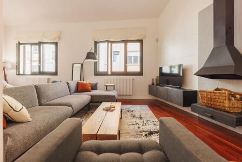 Old Town Apartamento | Bravissimo Cort Reial Palau, Duplex penthouse