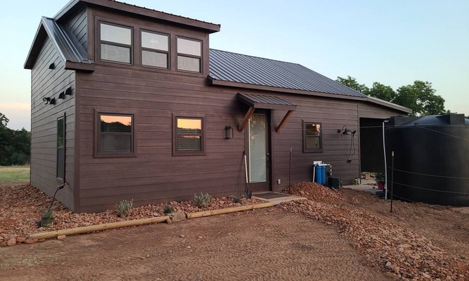 Mineral Wells Cabina | Brazos Bungalow