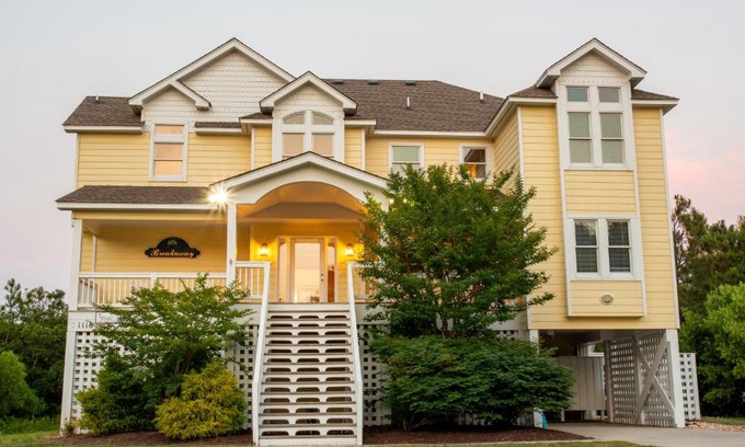 Corolla Village Casa | Break-Away CV3