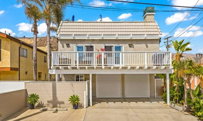 Ventura Casa | Breakers by the Beach - 1 minute walk to beach