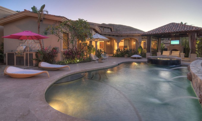 Palmilla Casa | Breathtaking Views, Private Pool/Spa adjacent to One&Only Palmilla!!