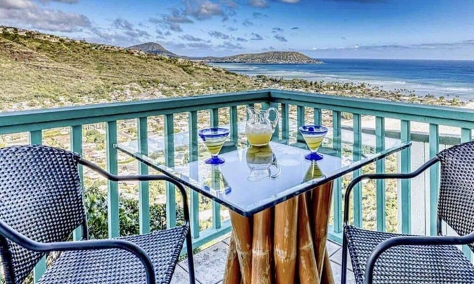 Waialae Iki Ridge Casa | Breathtaking Ocean View with Private Pool!