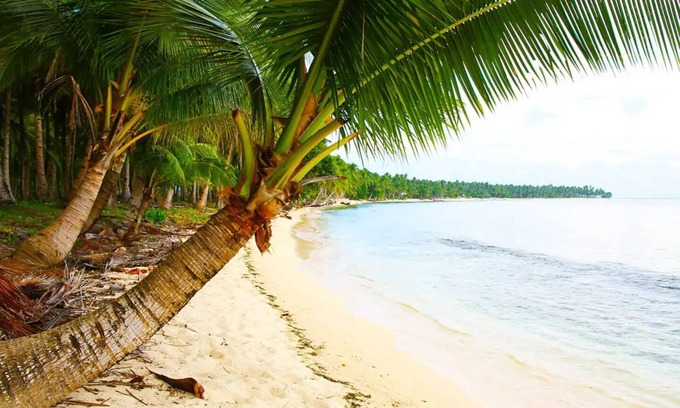 Catangnan Villa | Breathtaking Siargao Island Villa for Groups: Ocean Views & B'Fast Incl.