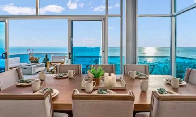 Sunset Cliffs Casa | Breathtaking Sunset Villa+Guesthouse+2 hot tubs and cold bath!