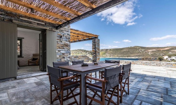 Korissia Villa | Breathtaking View Villa - Otzias