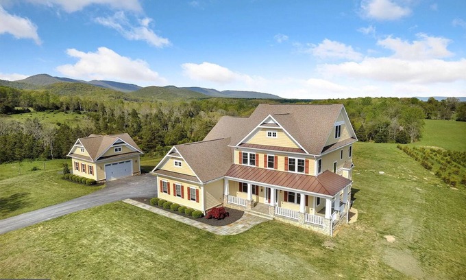 Edinburg Casa | Breathtaking Views Farmhouse Estate on 3 levels w/ nearby activities year-round.