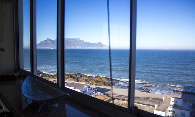 Bloubergstrand Apartamento | ¡Impresionantes vistas en Blouberg!