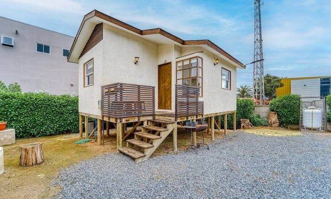 Algarrobo Cabina | Breeze Cabin 2B W/Wifi, Smart TV & Parking.