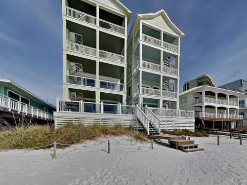 Lower Grand Lagoon Casa | Breezy Beach