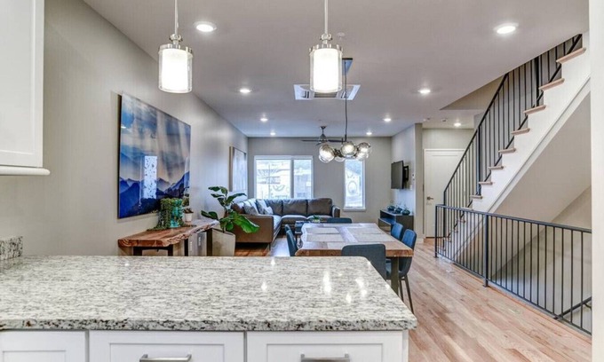 Asheville Casa | Brewery District With Rooftop Terrace and Elevator