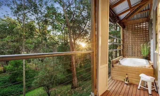 Daylesford Cabaña | Briars Cottage is a 2 Bedroom Cottage, perfect for weekends & mid-week escapes