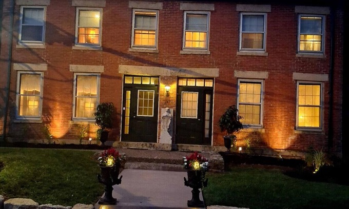 Galena Casa | Briarstone Inn | Historic 7-Room Inn w/ Private Baths | Walk to Downtown Galena