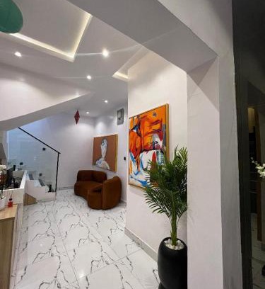 Ofin Hotel | Bricks Residence