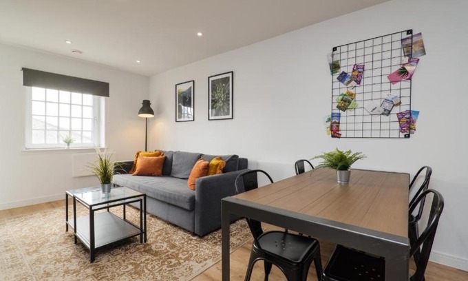 Heath Apartamento | Brickworks Apartment in the City Centre - CF10 5EG