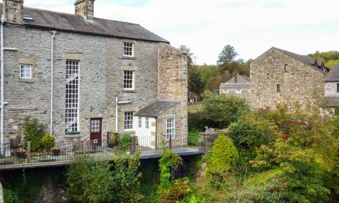 Ingleton Casa | BRIDGE END COTTAGE, pet friendly, with open fire in Ingleton