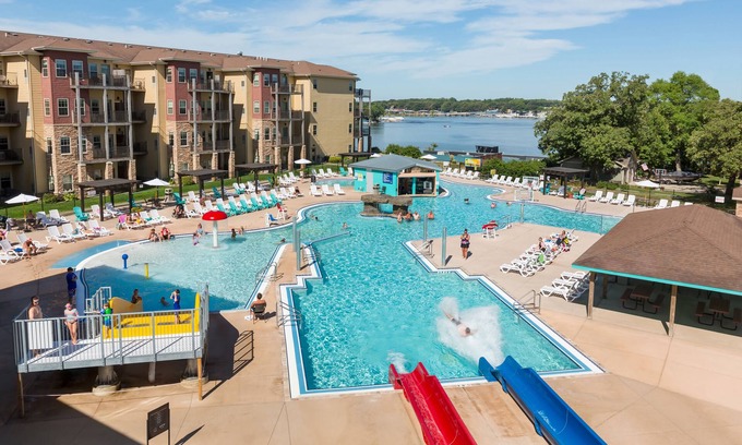 Arnolds Park Complejo | Bridges Bay Resort