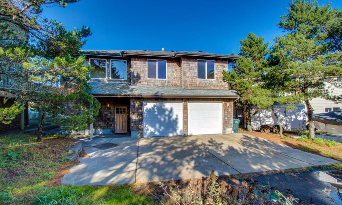 Newport Casa | Bridgetender
