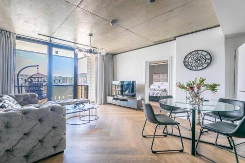 Century City Apartamento | Bridgewater Paradise