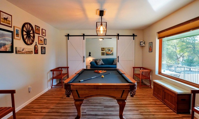 Williamson Otro | Bridle Path Ranch | Newly Remodeled Equestrian Retreat w/Barn Arena & Hot Walker