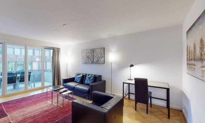 District 6 Apartamento | Bright 1BR flat in the city center (Greenyard 2)
