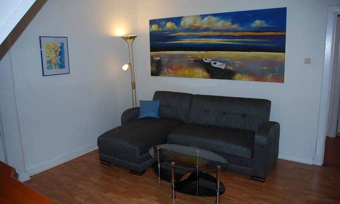 Gaarden-Sud - Kronsburg Apartamento | Luminoso apartamento de 2 dormitorios con vistas al bosque.
