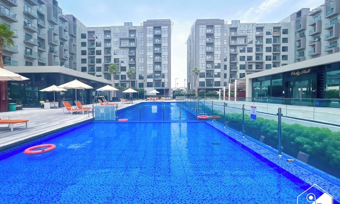 International City Apartamento | Bright 2bed Family Home: Pool, Gym & Kids Play