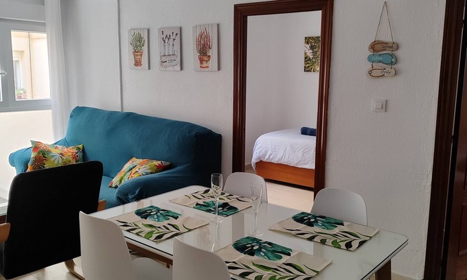 Cadiz Apartamento | Bright 3-bedroom apartment 8-minute walk from the best beach of Cádiz