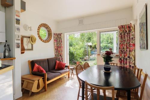 Brockley Apartamento | Bright 3BR House with Garden